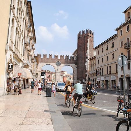 Dreaming Piazza Bra Rooms Verona Ngoại thất bức ảnh