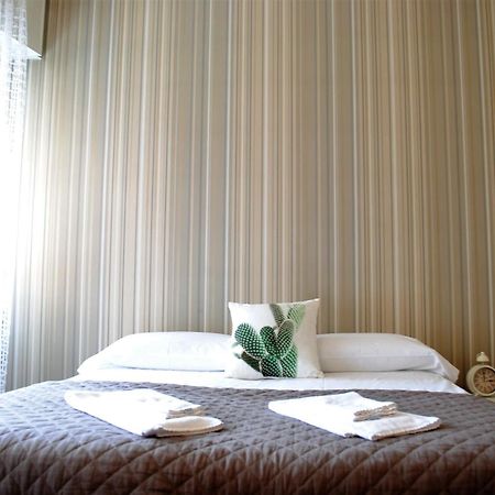 Dreaming Piazza Bra Rooms Verona Ngoại thất bức ảnh