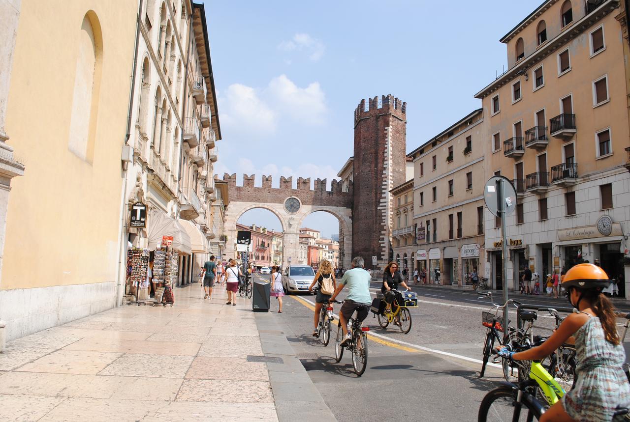 Dreaming Piazza Bra Rooms Verona Ngoại thất bức ảnh